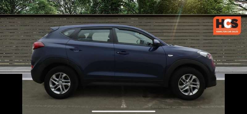 A 2017 HYUNDAI TUCSON GDI S BLUE DRIVE A 2017 HYUNDAI TUCSON GDI S BLUE DRIVE