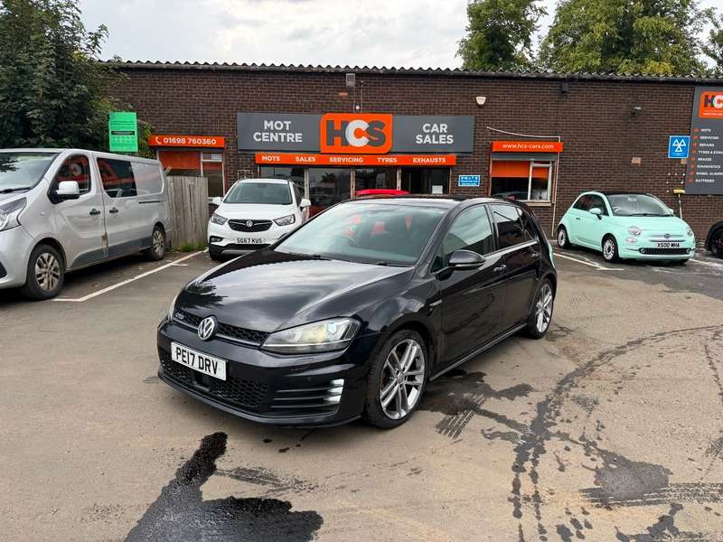 A 2017 VOLKSWAGEN GOLF GTD A 2017 VOLKSWAGEN GOLF GTD
