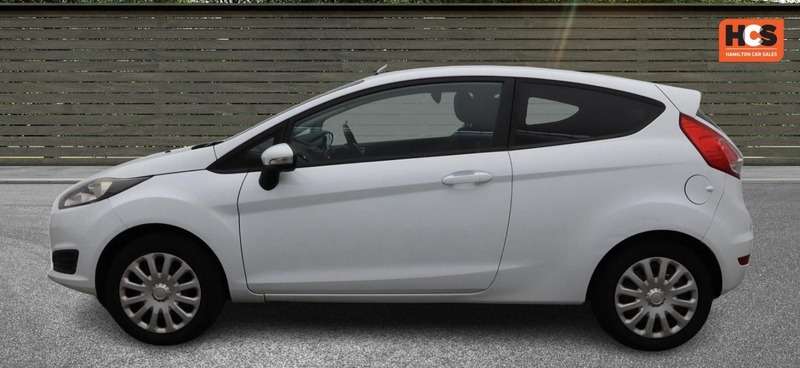 A 2015 FORD FIESTA STUDIO A 2015 FORD FIESTA STUDIO