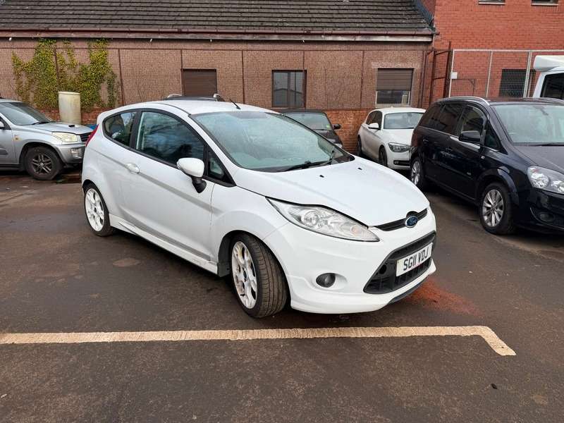 A 2011 FORD FIESTA S1600 A 2011 FORD FIESTA S1600