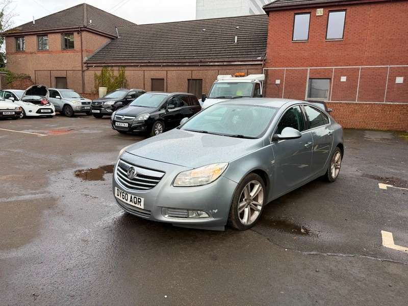 A 2010 VAUXHALL INSIGNIA SRI CDTI A 2010 VAUXHALL INSIGNIA SRI CDTI