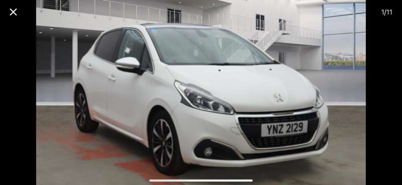 Check out this Peugeot 208 2018 Petrol Manual