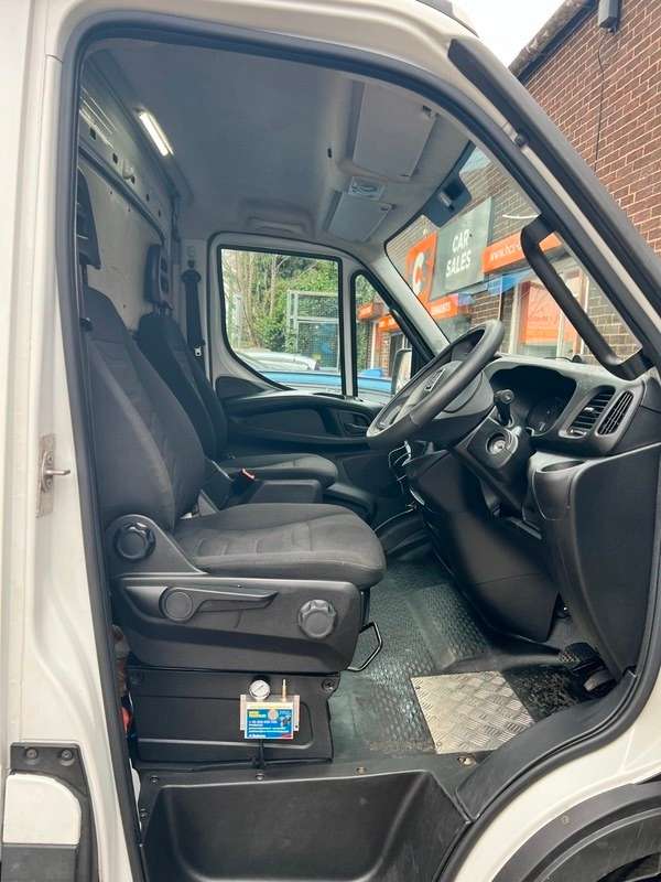 2015 IVECO DAILY 2015 IVECO DAILY