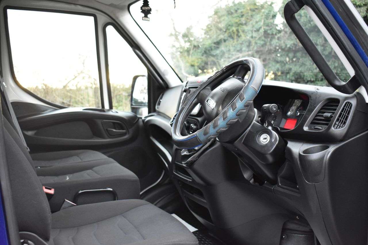 2015 IVECO DAILY 2015 IVECO DAILY