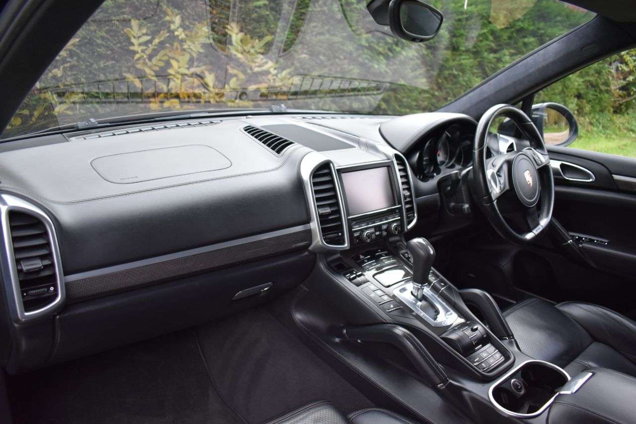 2010 PORSCHE CAYENNE 2010 PORSCHE CAYENNE