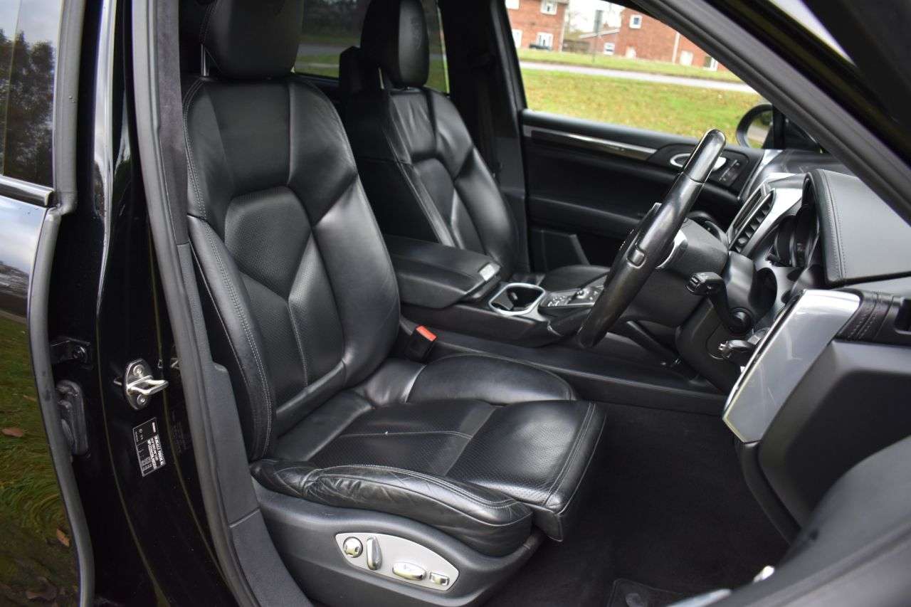 2010 PORSCHE CAYENNE 2010 PORSCHE CAYENNE