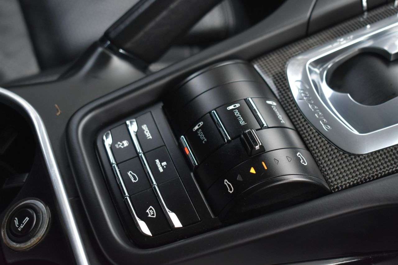 2010 PORSCHE CAYENNE 2010 PORSCHE CAYENNE