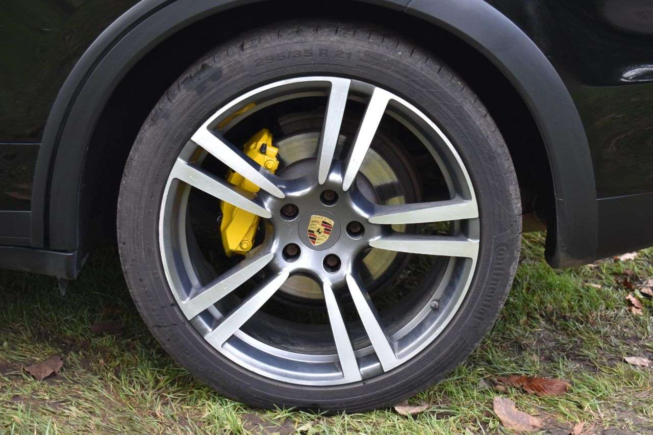 2010 PORSCHE CAYENNE 2010 PORSCHE CAYENNE