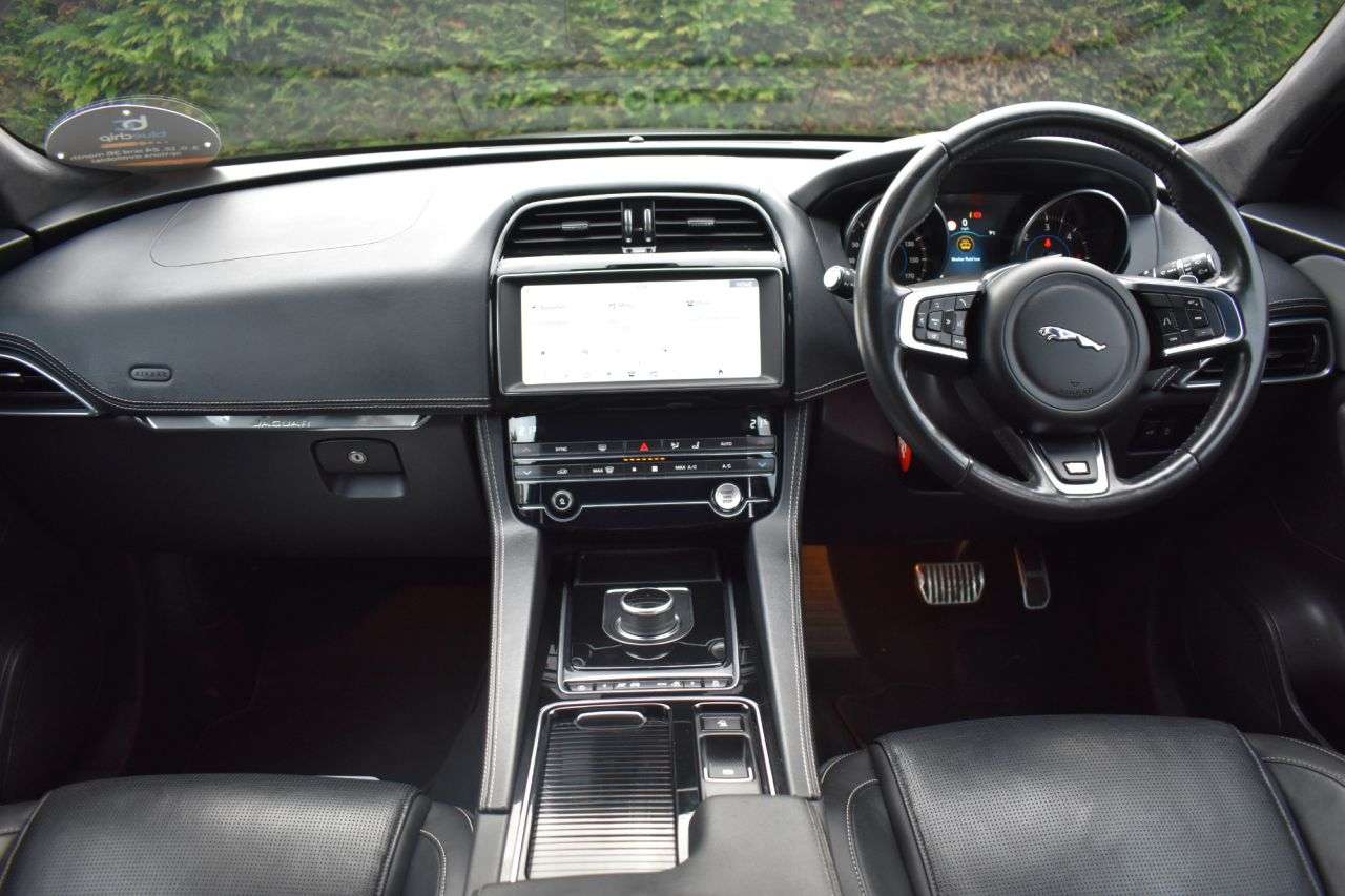 2020 JAGUAR F-PACE 2020 JAGUAR F-PACE