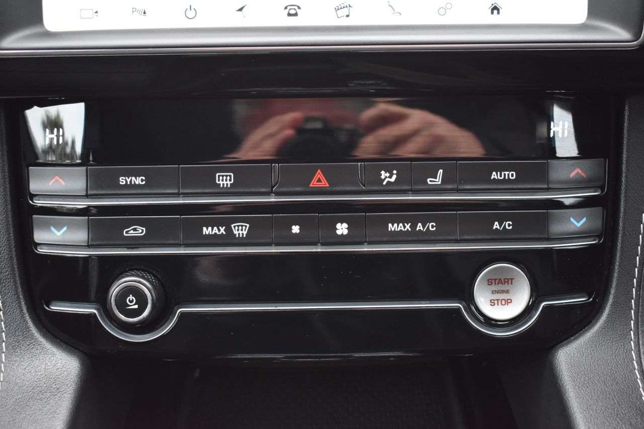 2020 JAGUAR F-PACE 2020 JAGUAR F-PACE