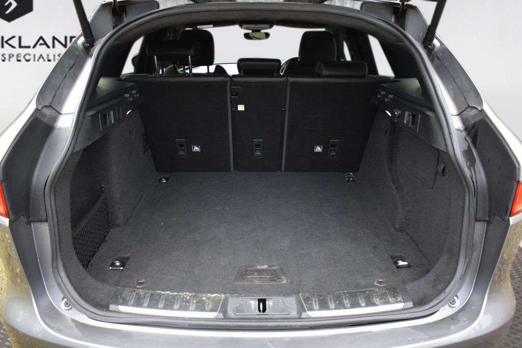 2020 JAGUAR F-PACE 2020 JAGUAR F-PACE