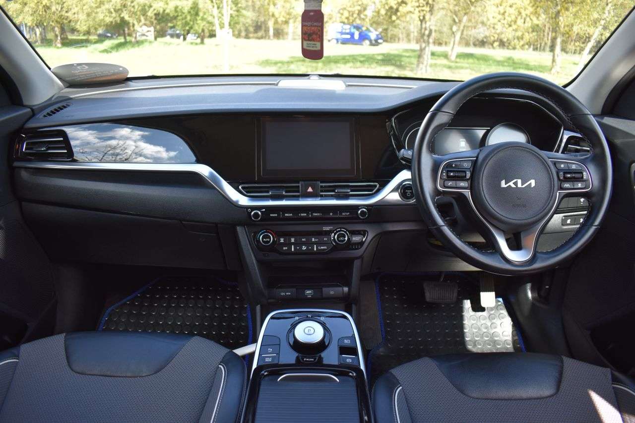 2022 KIA NIRO 2022 KIA NIRO