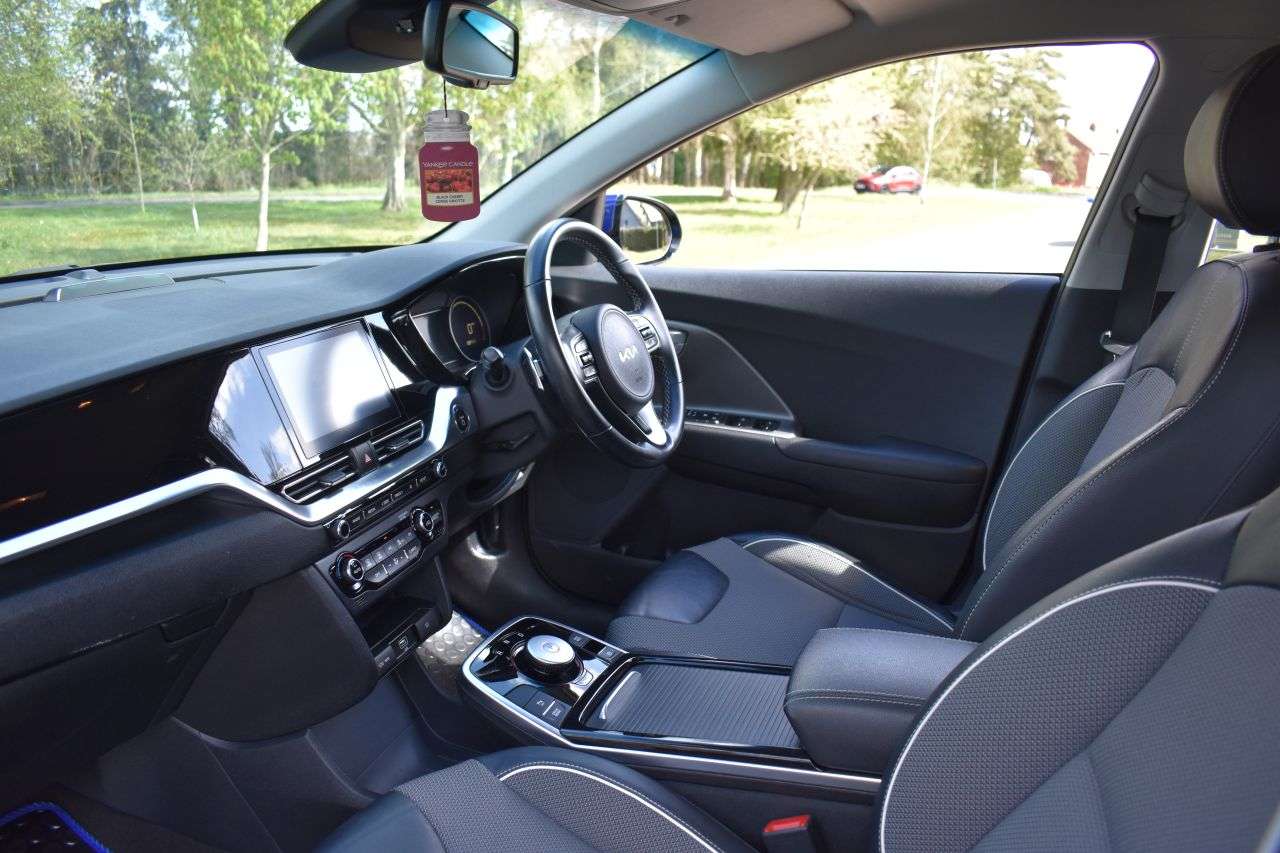 2022 KIA NIRO 2022 KIA NIRO