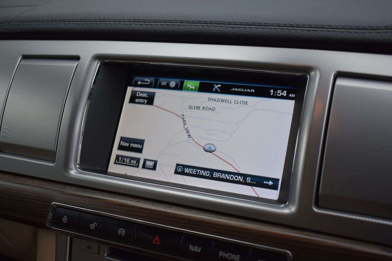 2014 JAGUAR XF 2014 JAGUAR XF