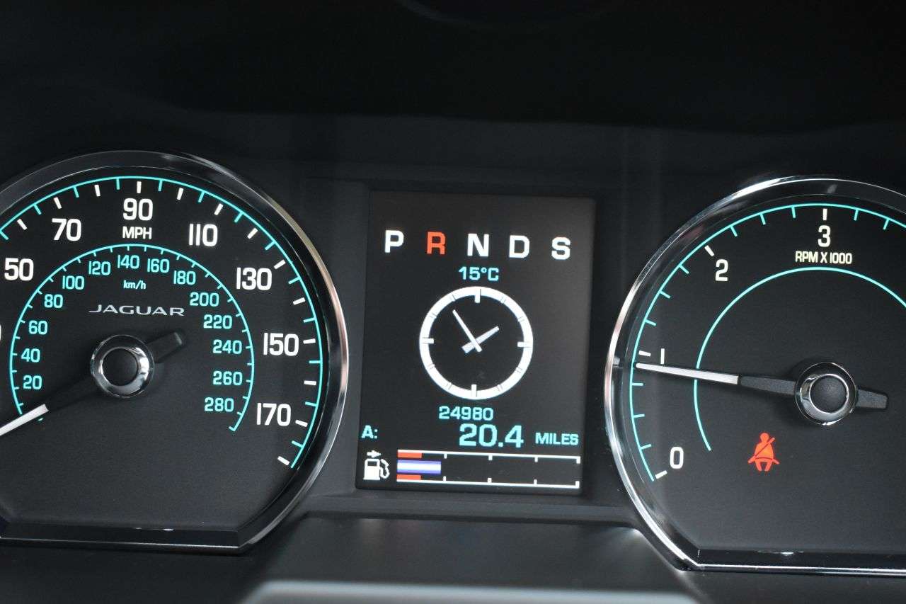 2014 JAGUAR XF 2014 JAGUAR XF