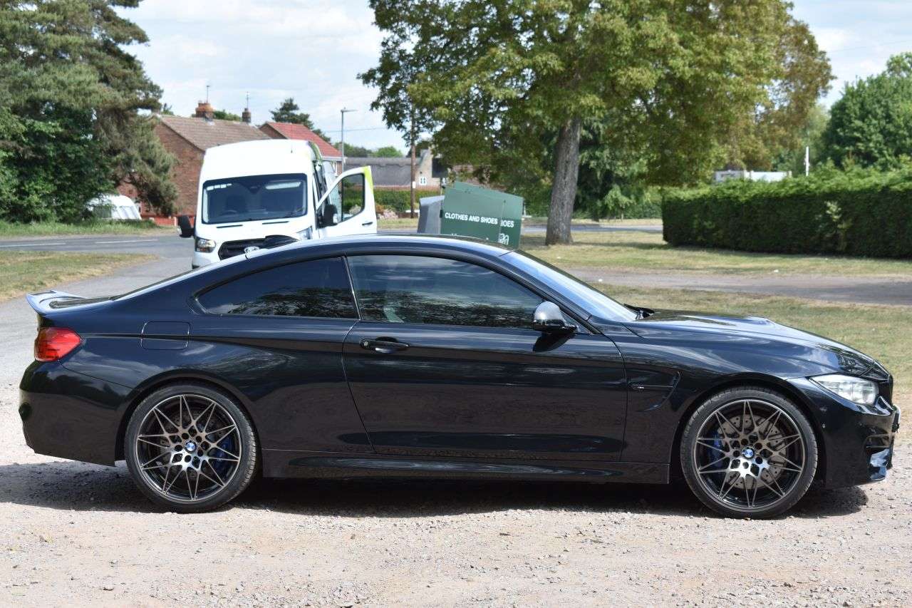 null BMW M4 null BMW M4