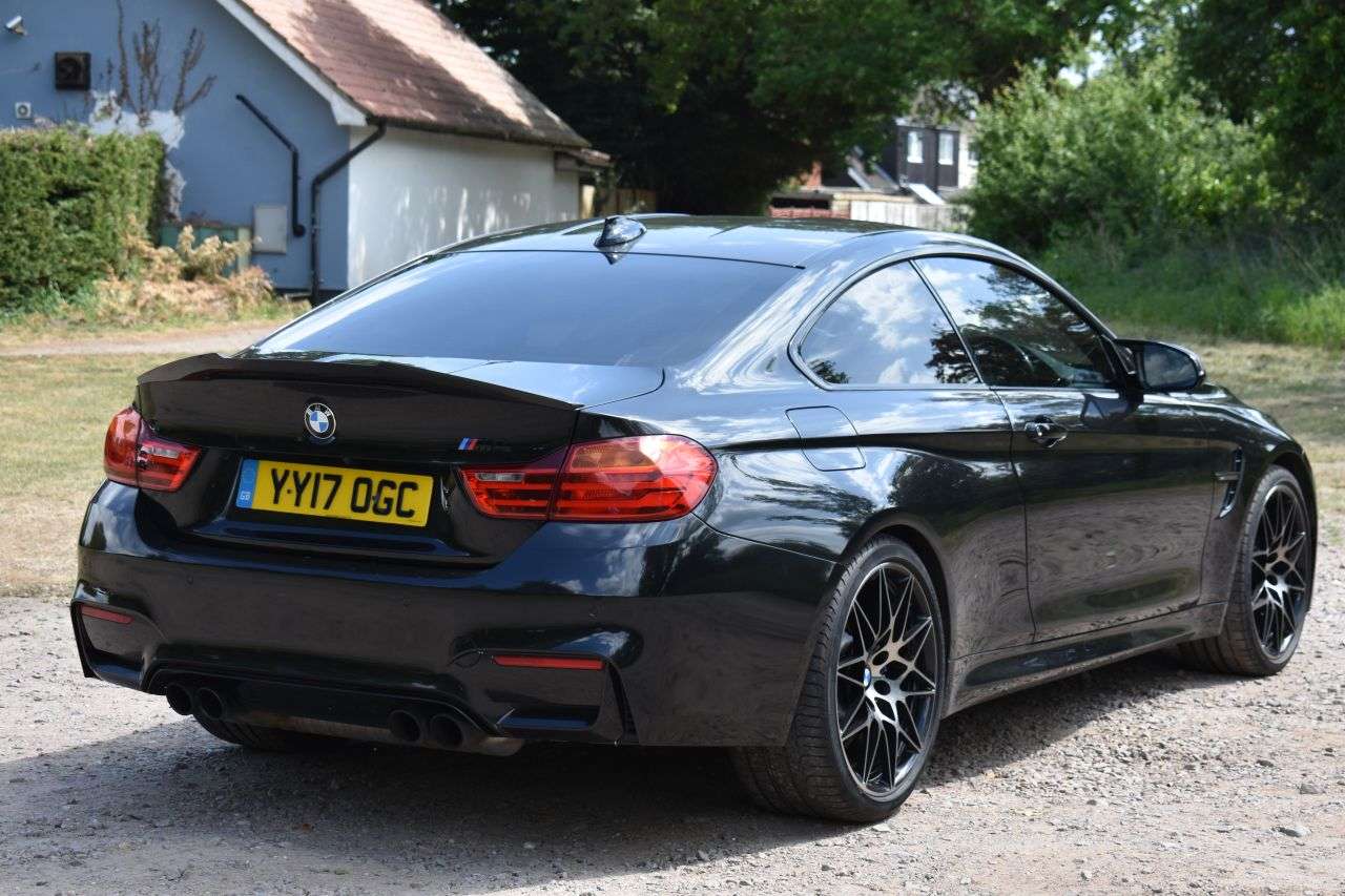 null BMW M4 null BMW M4