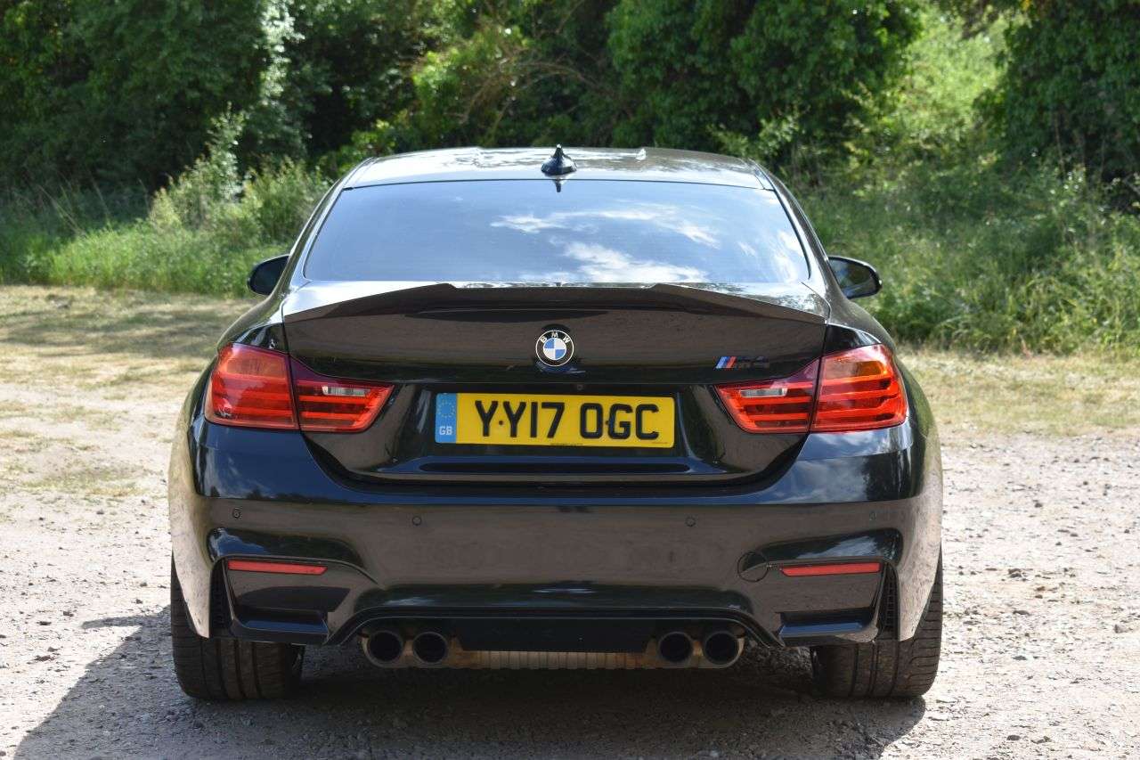 null BMW M4 null BMW M4