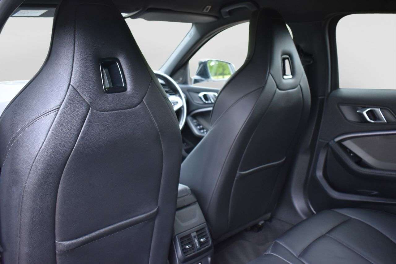 2019 BMW 1 SERIES 2019 BMW 1 SERIES