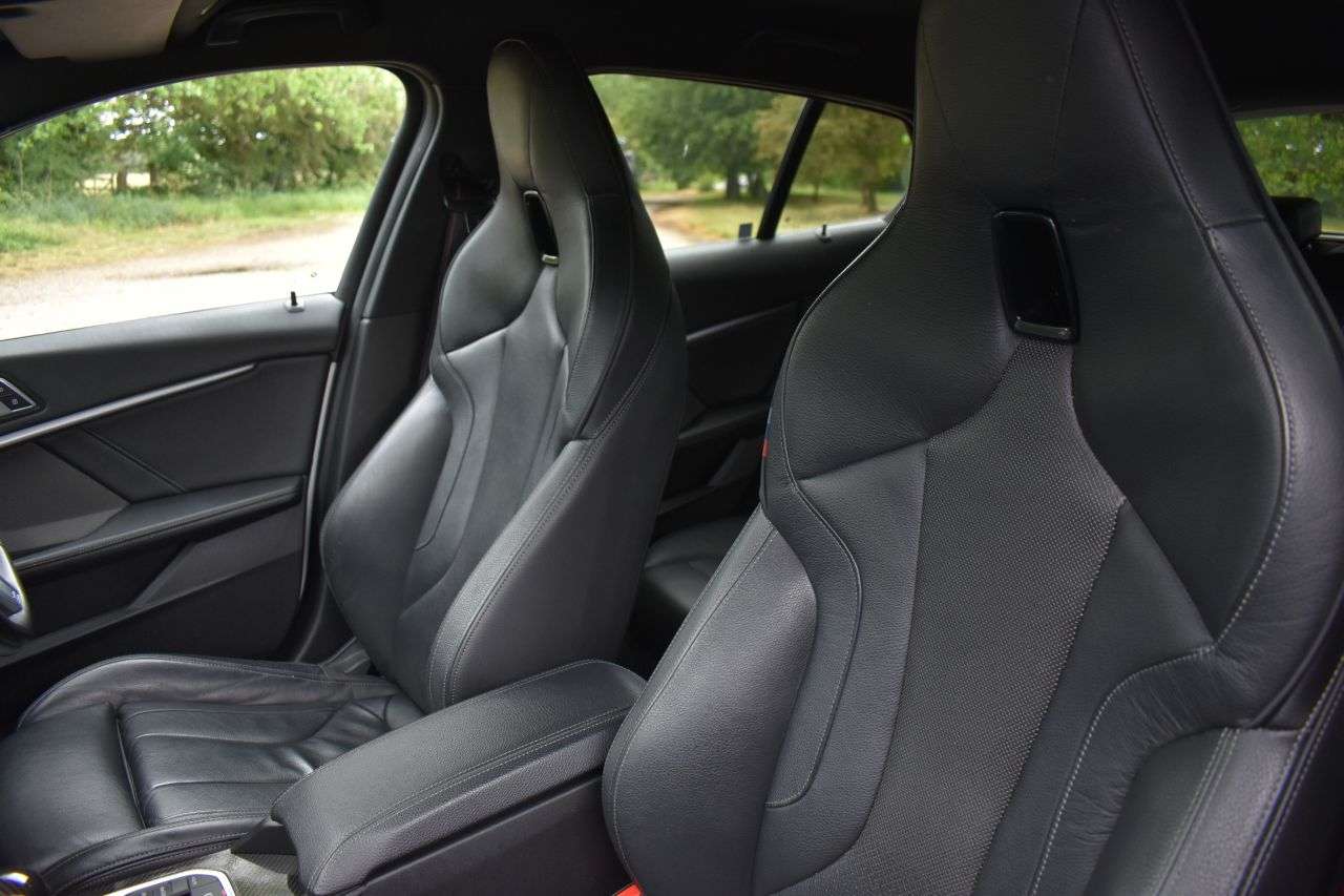 2019 BMW 1 SERIES 2019 BMW 1 SERIES