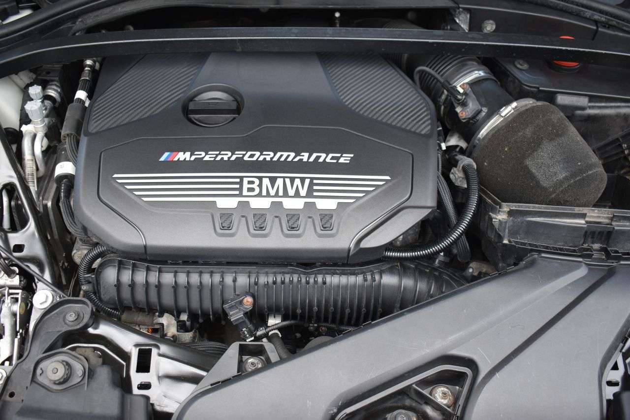 A 2019 BMW 1 SERIES 2.0 M135i Hatchback 5dr Petrol Auto xDrive Euro 6 (s/s) (306 ps) ***128 AA A 2019 BMW 1 SERIES 2.0 M135i Hatchback 5dr Petrol Auto xDrive Euro 6 (s/s) (306 ps) ***128 AA