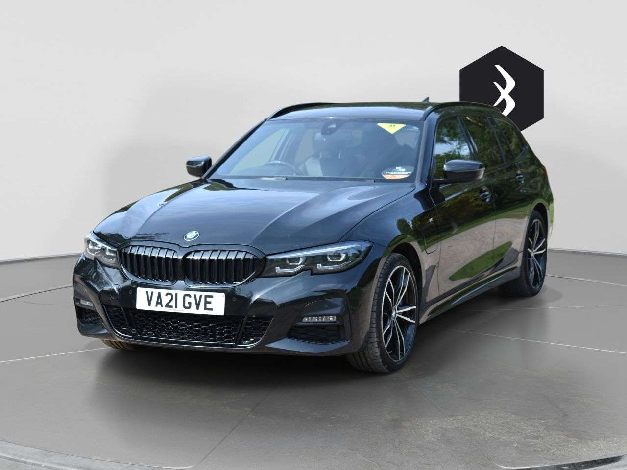 A 2021 BMW 3 SERIES 2.0 330e 12kWh M Sport Touring 5dr Petrol Plug-in Hybrid Auto Euro 6 (s/s) A 2021 BMW 3 SERIES 2.0 330e 12kWh M Sport Touring 5dr Petrol Plug-in Hybrid Auto Euro 6 (s/s)