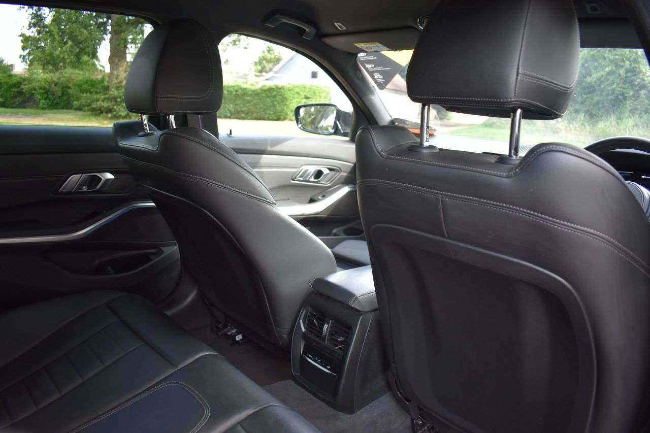 2021 BMW 3 SERIES 2021 BMW 3 SERIES