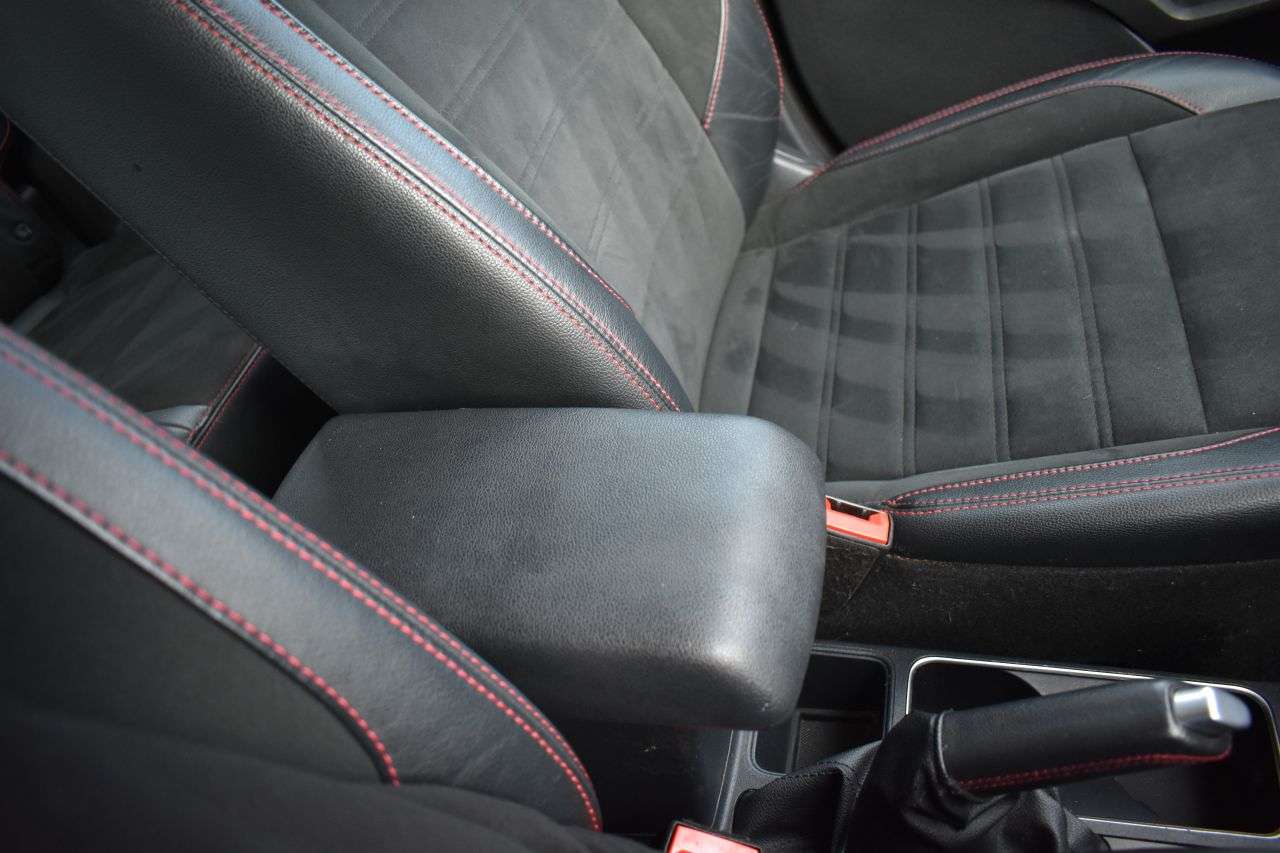 2018 FORD ECOSPORT 2018 FORD ECOSPORT