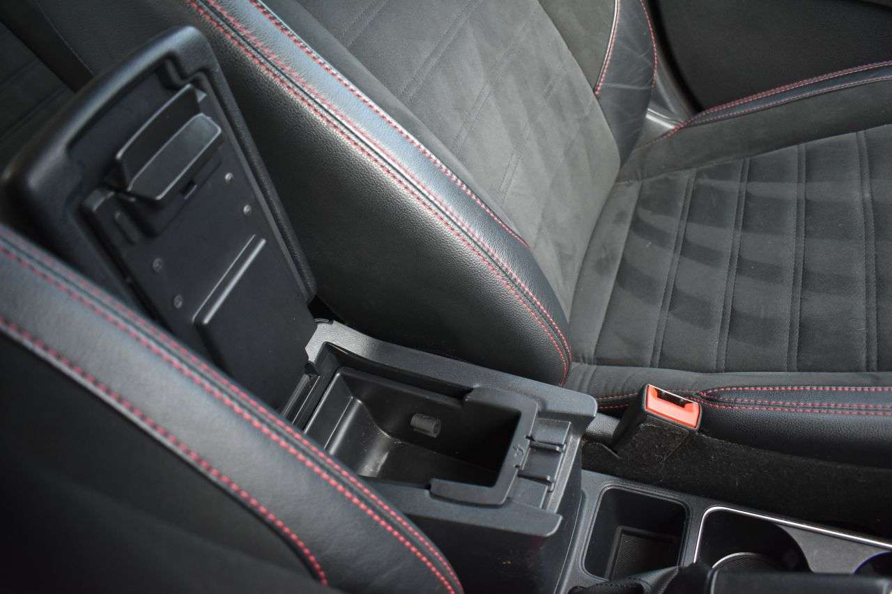 2018 FORD ECOSPORT 2018 FORD ECOSPORT