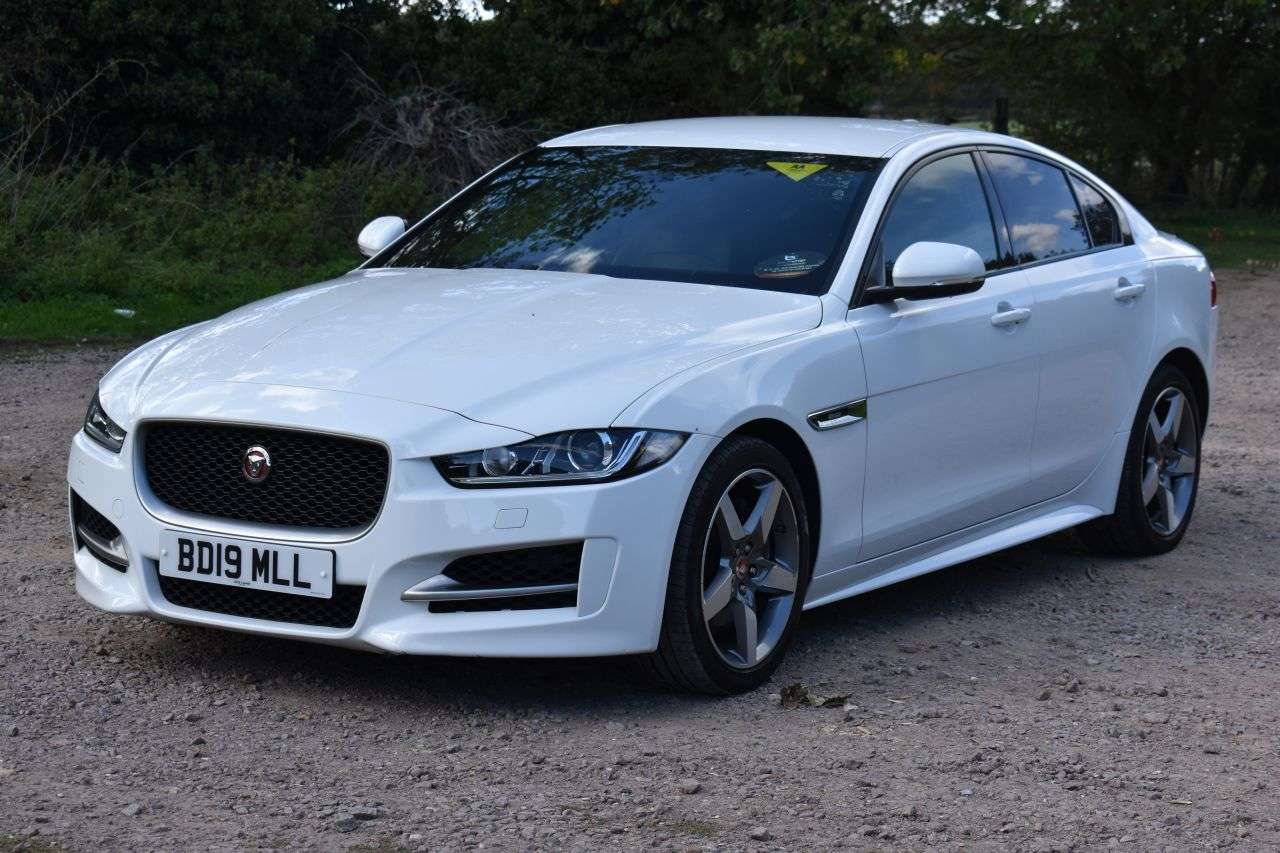 2019 JAGUAR XE 2019 JAGUAR XE