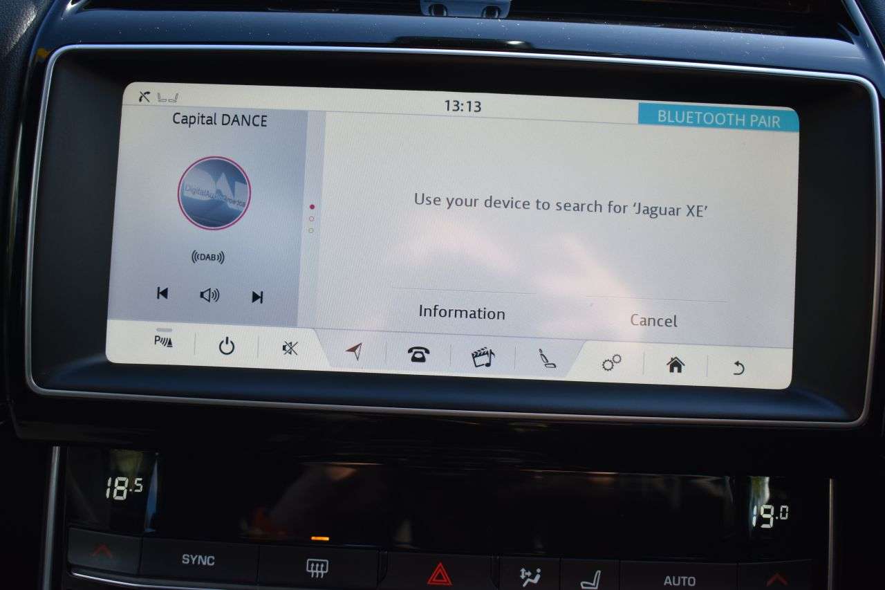 2019 JAGUAR XE 2019 JAGUAR XE