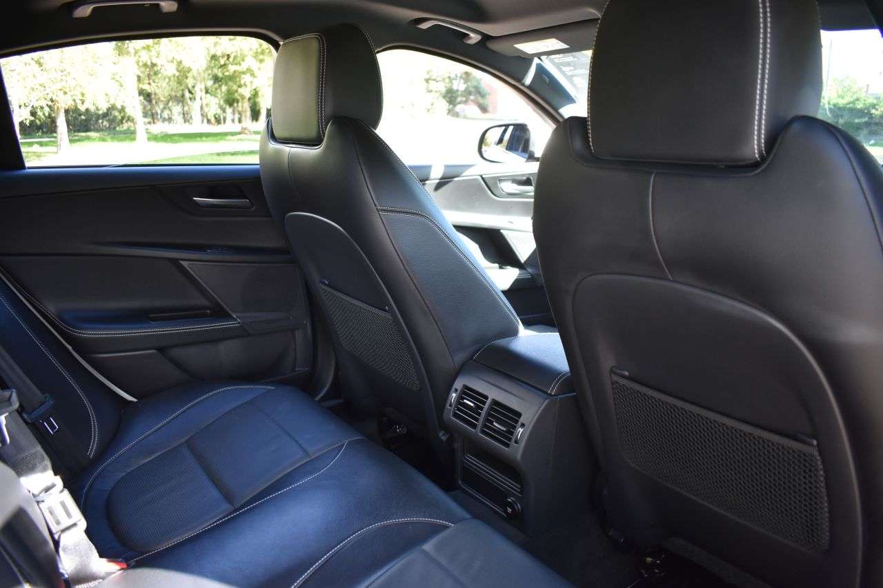 2019 JAGUAR XE 2019 JAGUAR XE