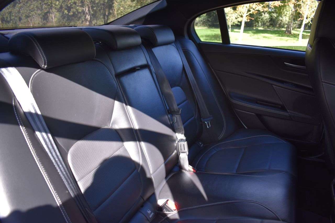 2019 JAGUAR XE 2019 JAGUAR XE