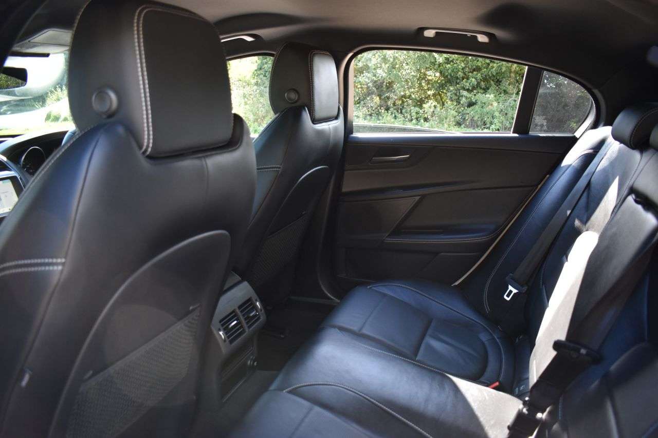 2019 JAGUAR XE 2019 JAGUAR XE