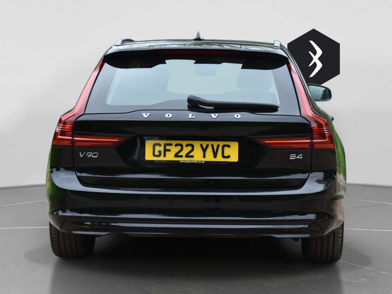 2022 VOLVO V90 2022 VOLVO V90