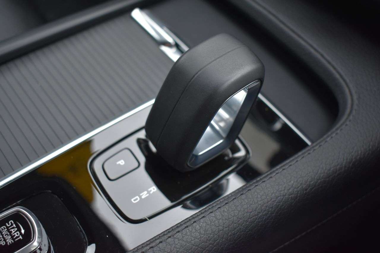 2022 VOLVO V90 2022 VOLVO V90