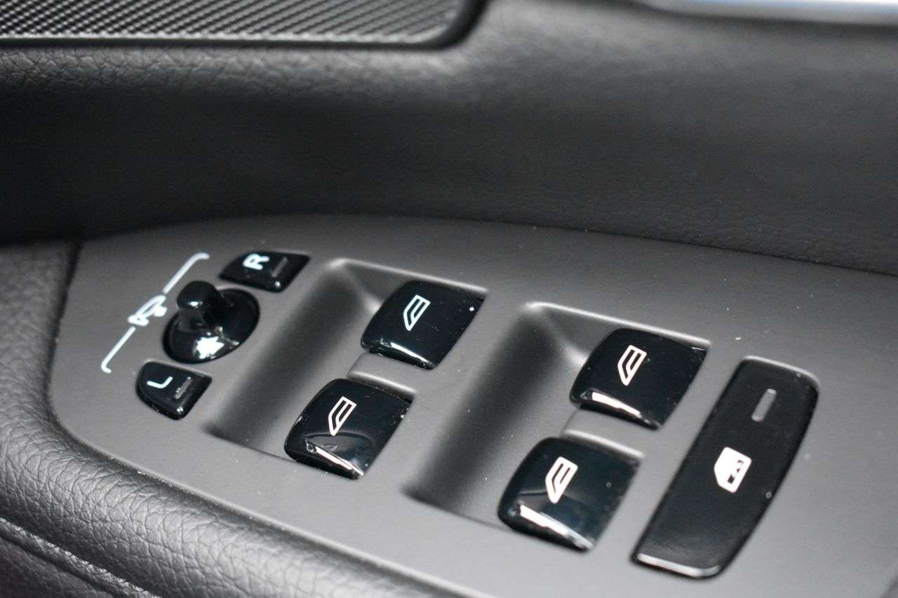 2022 VOLVO V90 2022 VOLVO V90