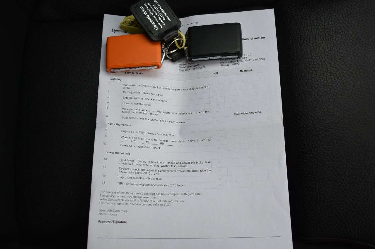 2022 VOLVO V90 2022 VOLVO V90