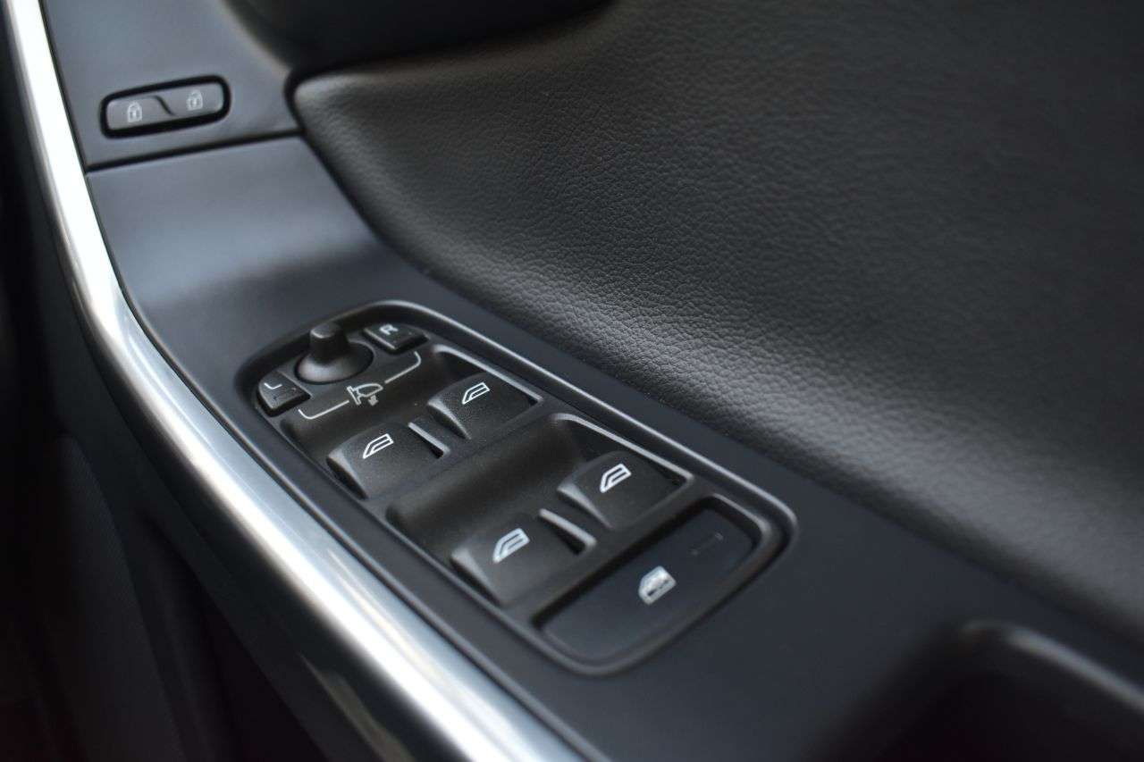 2015 VOLVO XC60 2015 VOLVO XC60