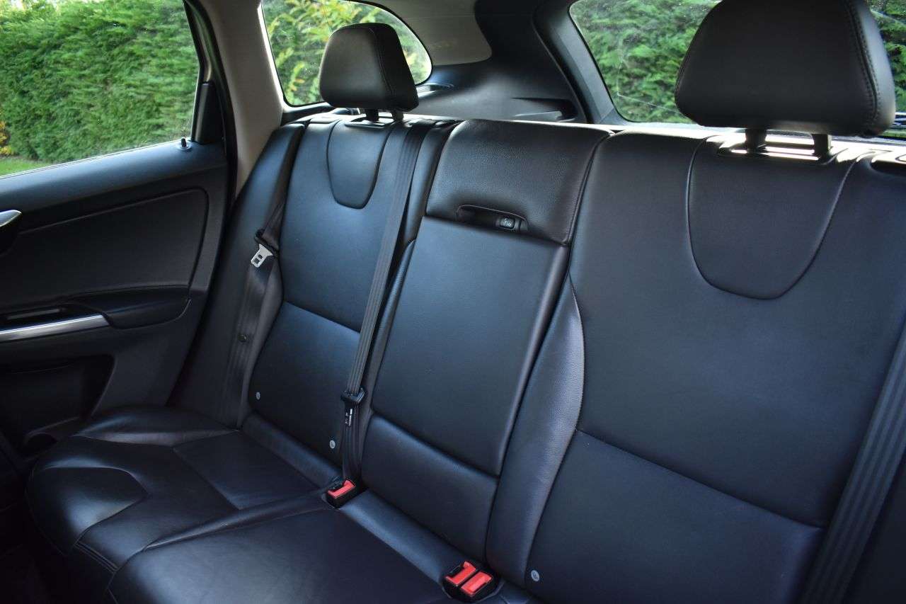 2015 VOLVO XC60 2015 VOLVO XC60