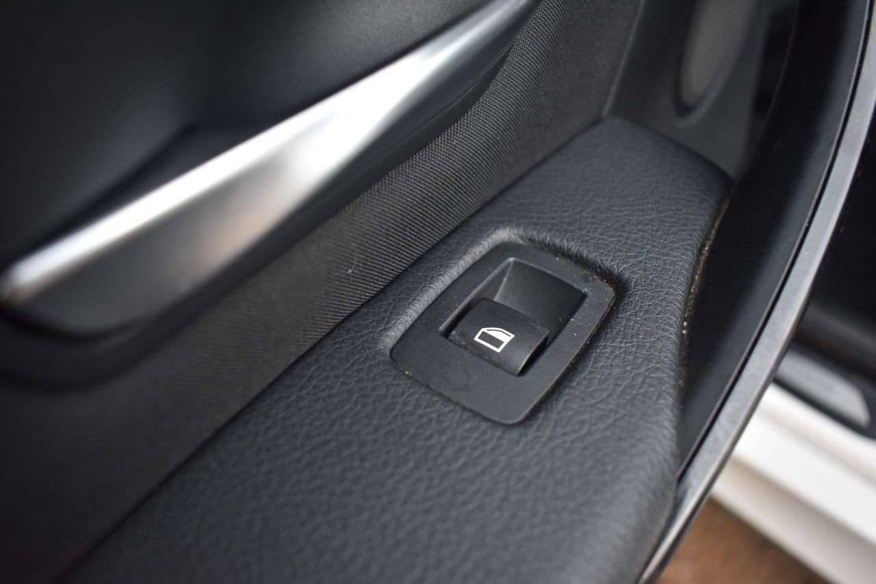 2013 BMW 3 SERIES 2013 BMW 3 SERIES