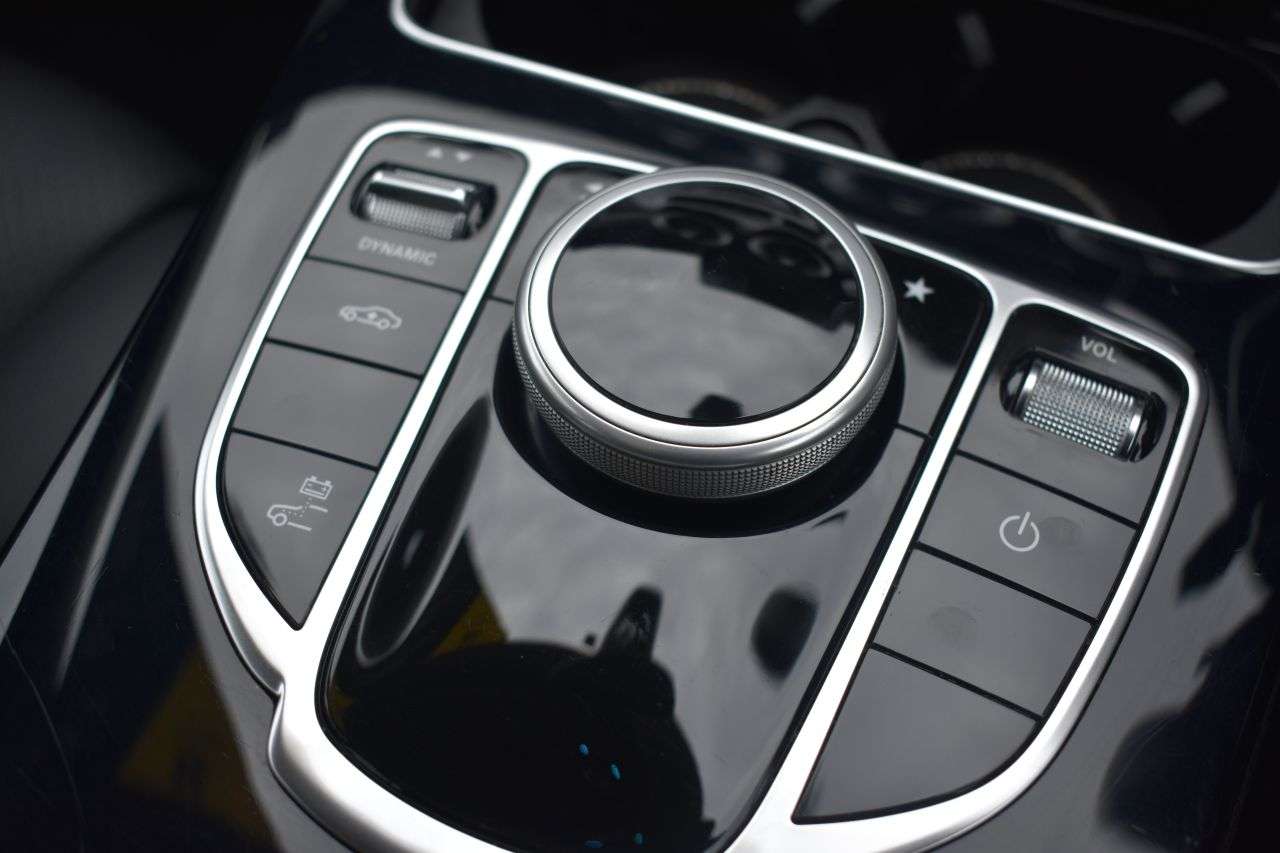 2017 MERCEDES-BENZ C-CLASS 2017 MERCEDES-BENZ C-CLASS