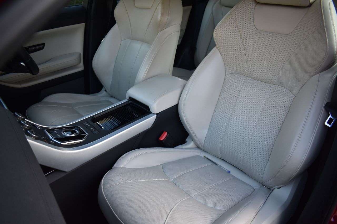 2017 LAND ROVER RANGE ROVER EVOQUE 2017 LAND ROVER RANGE ROVER EVOQUE