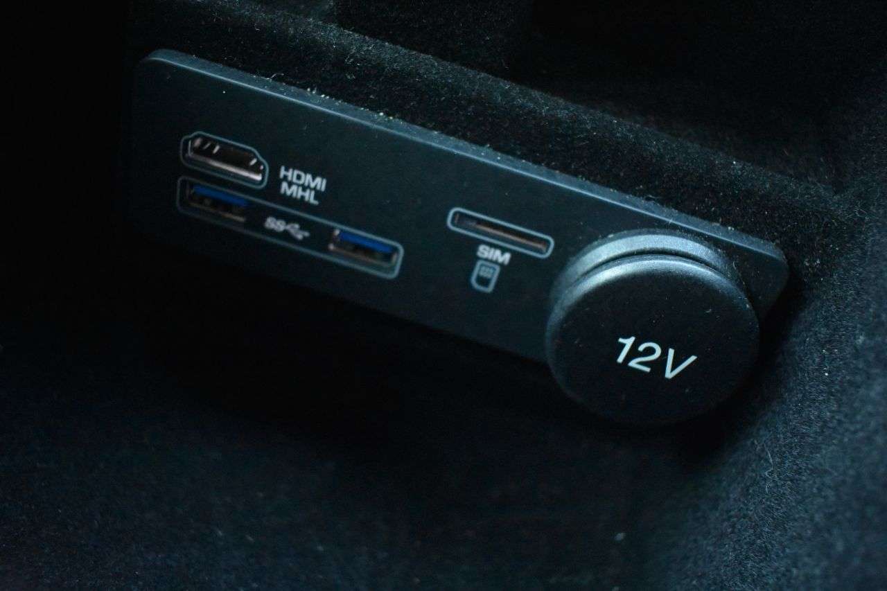 2017 LAND ROVER RANGE ROVER EVOQUE 2017 LAND ROVER RANGE ROVER EVOQUE