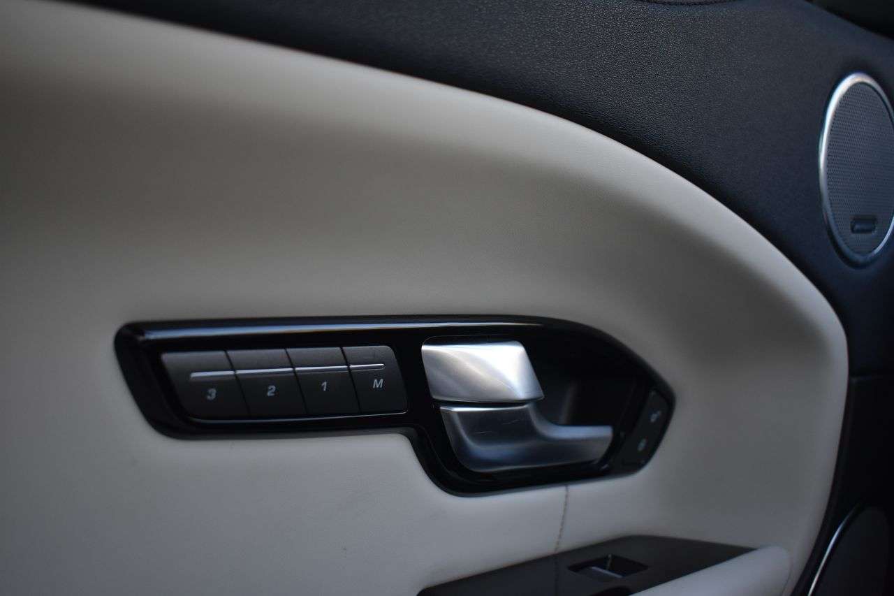 2017 LAND ROVER RANGE ROVER EVOQUE 2017 LAND ROVER RANGE ROVER EVOQUE