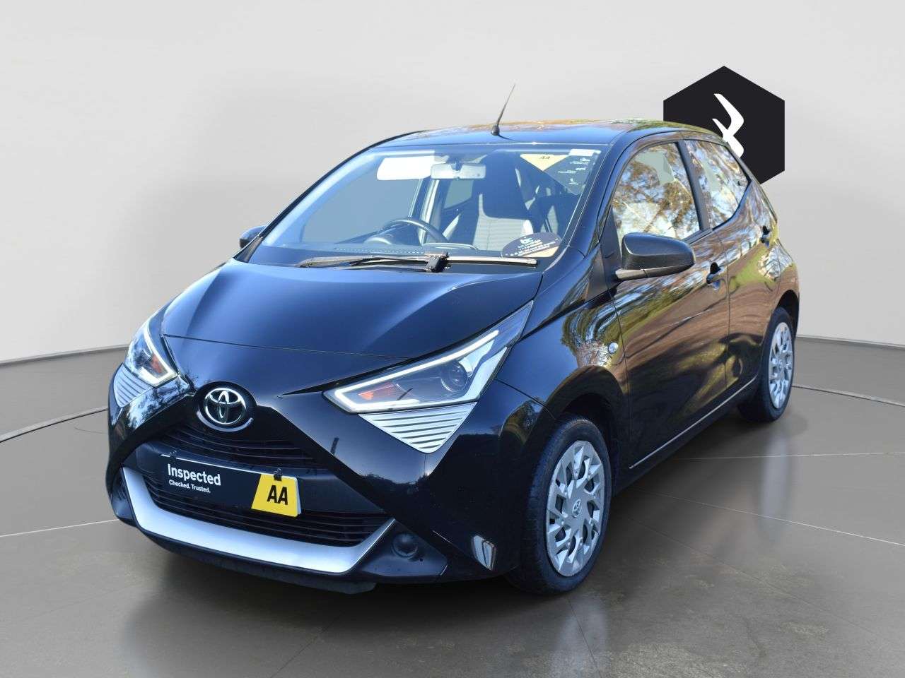 A 2018 TOYOTA AYGO 1.0 VVT-i x-play Hatchback 5dr Petrol Manual Euro 6 (71 ps) ***128 AA CHECK A 2018 TOYOTA AYGO 1.0 VVT-i x-play Hatchback 5dr Petrol Manual Euro 6 (71 ps) ***128 AA CHECK