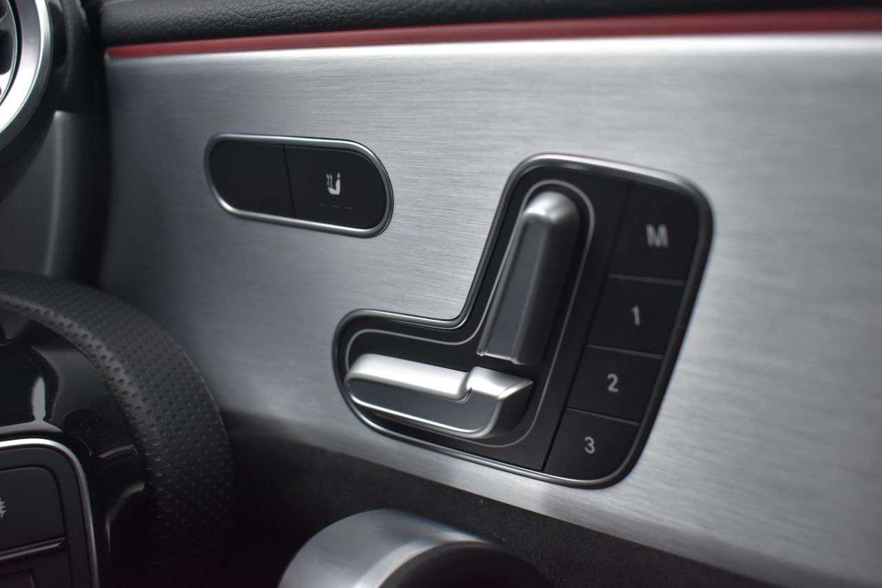 2021 MERCEDES-BENZ A-CLASS 2021 MERCEDES-BENZ A-CLASS