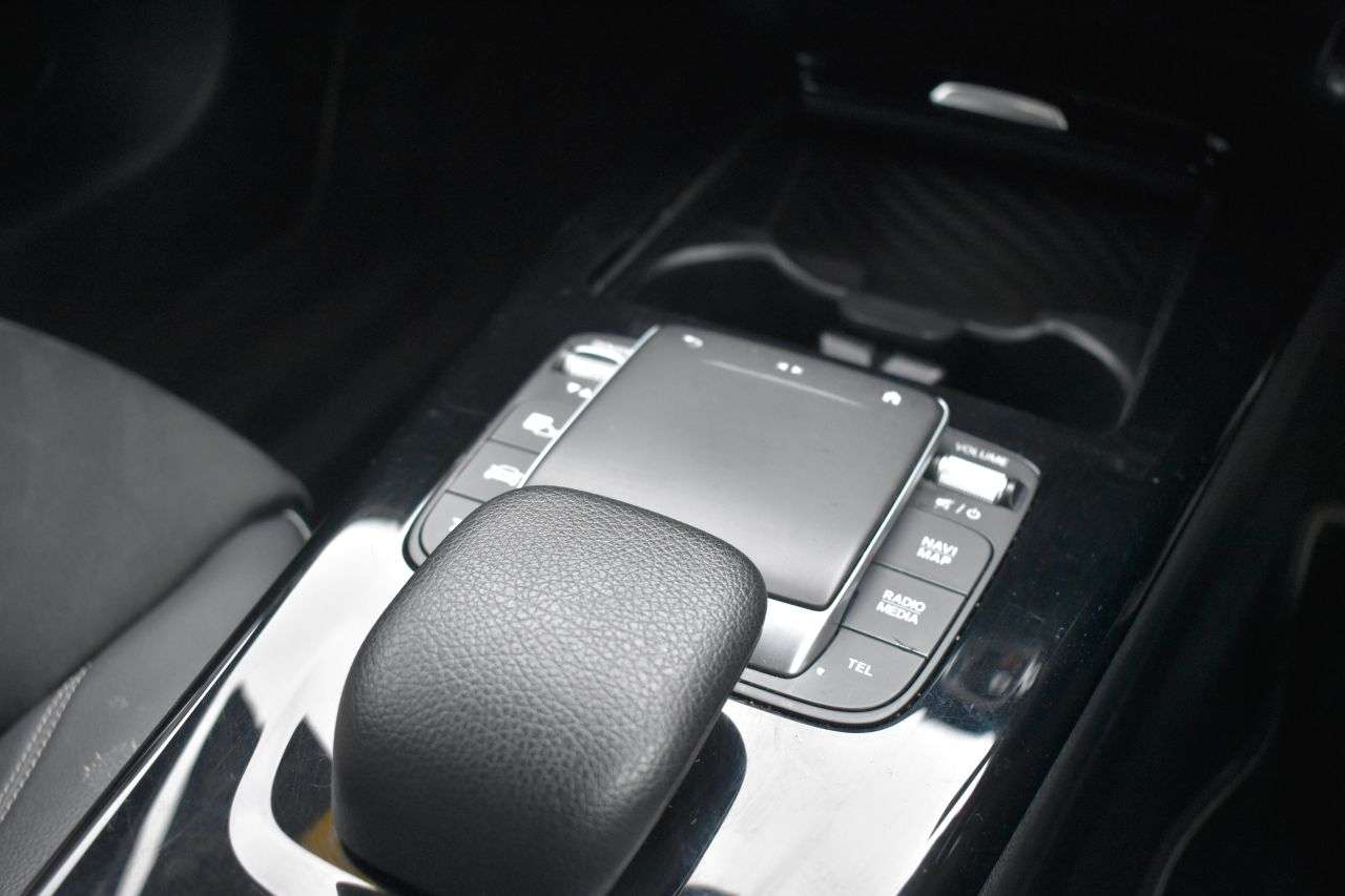 2021 MERCEDES-BENZ A-CLASS 2021 MERCEDES-BENZ A-CLASS