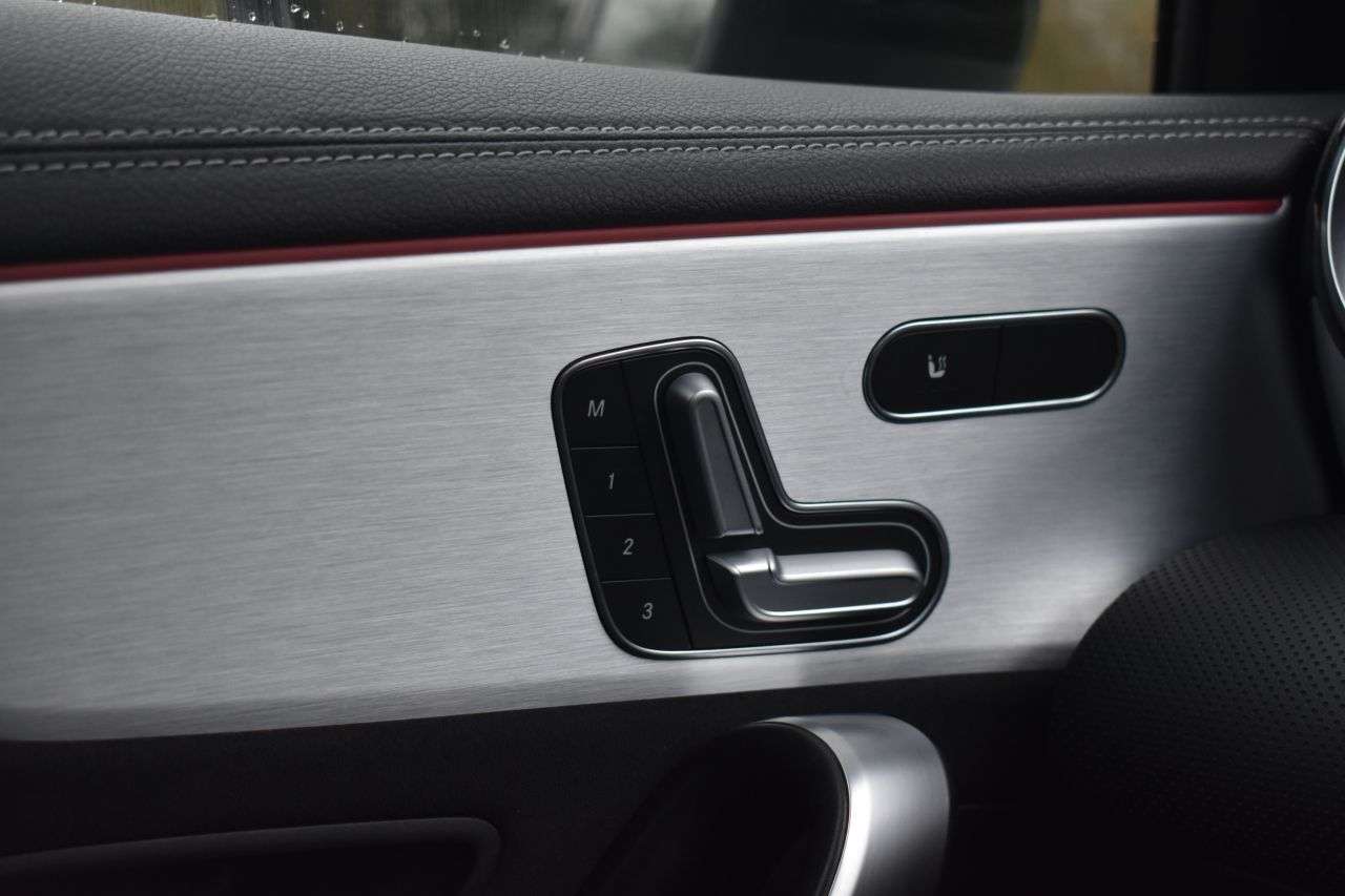 2021 MERCEDES-BENZ A-CLASS 2021 MERCEDES-BENZ A-CLASS