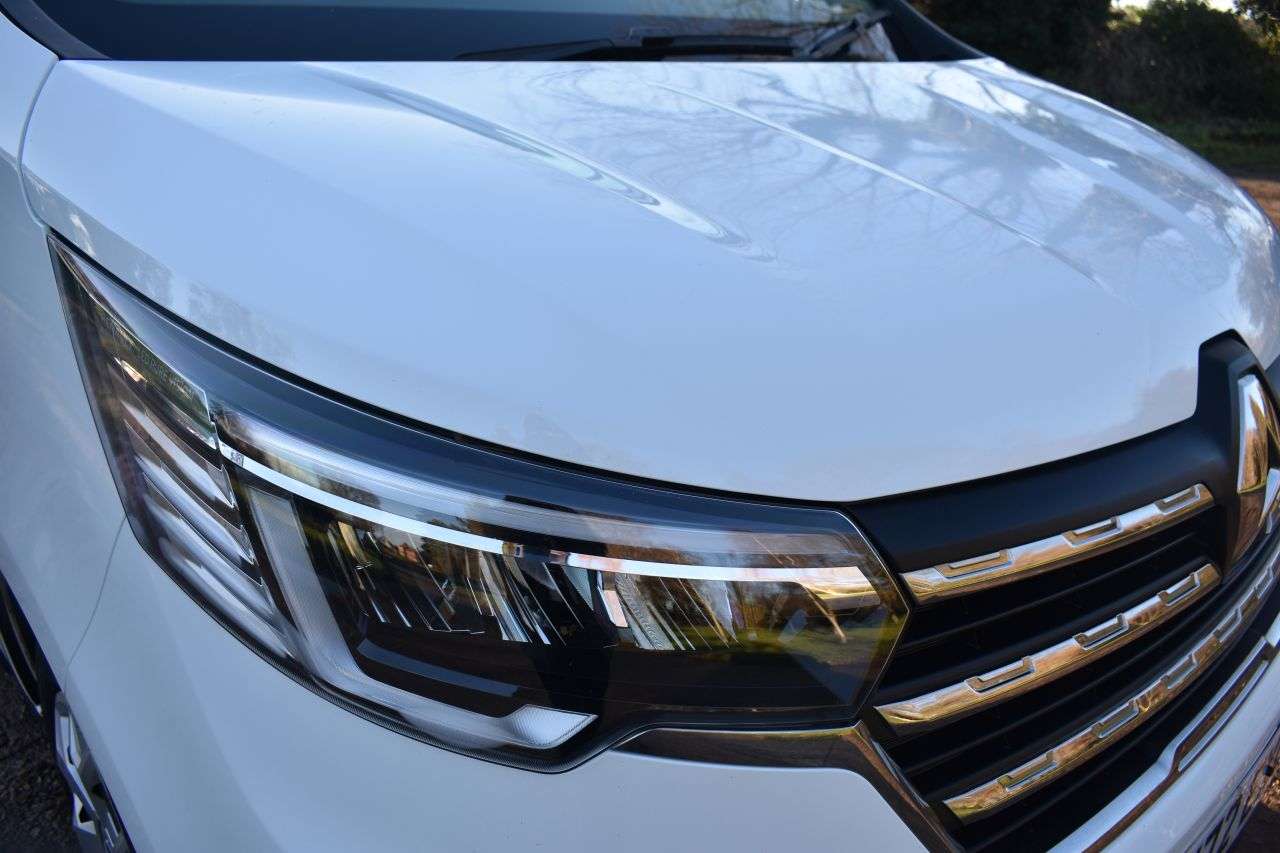 2022 RENAULT TRAFIC 2022 RENAULT TRAFIC